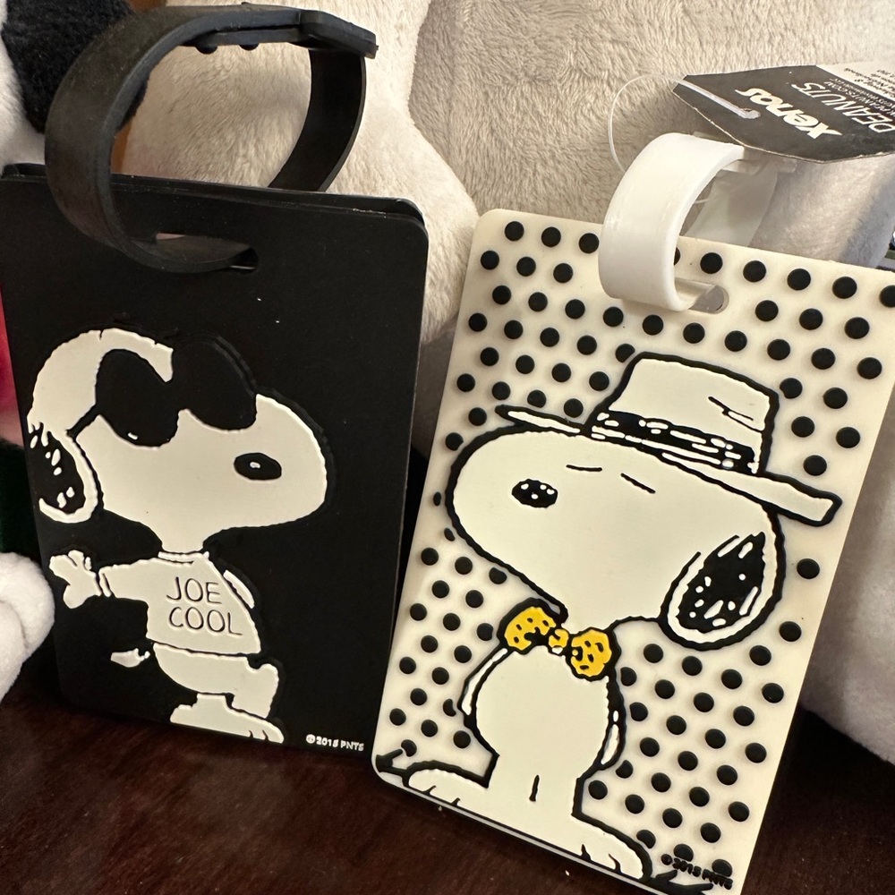 Peanuts Snoopy Vintage 3D silicone luggage Bag name tag Set of 2
